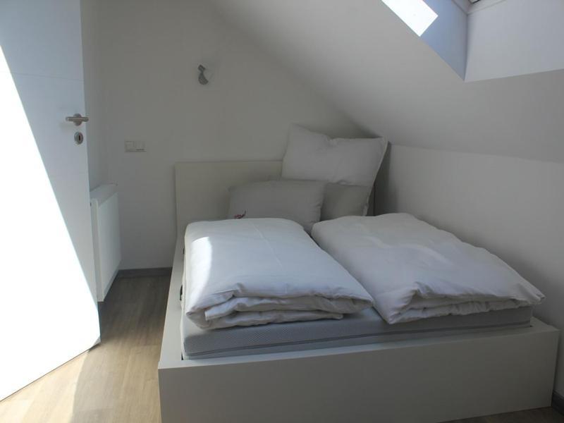 Kanino Apartment